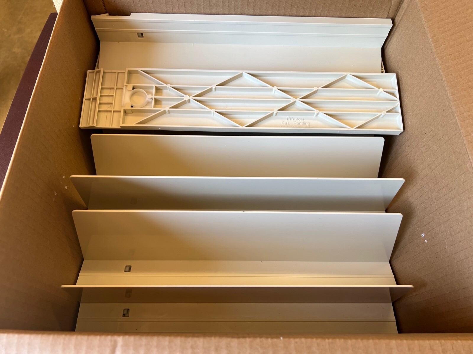 Case of 25 Siffron Sure-Set Center Divider Assembly for Spring Pushers Beige