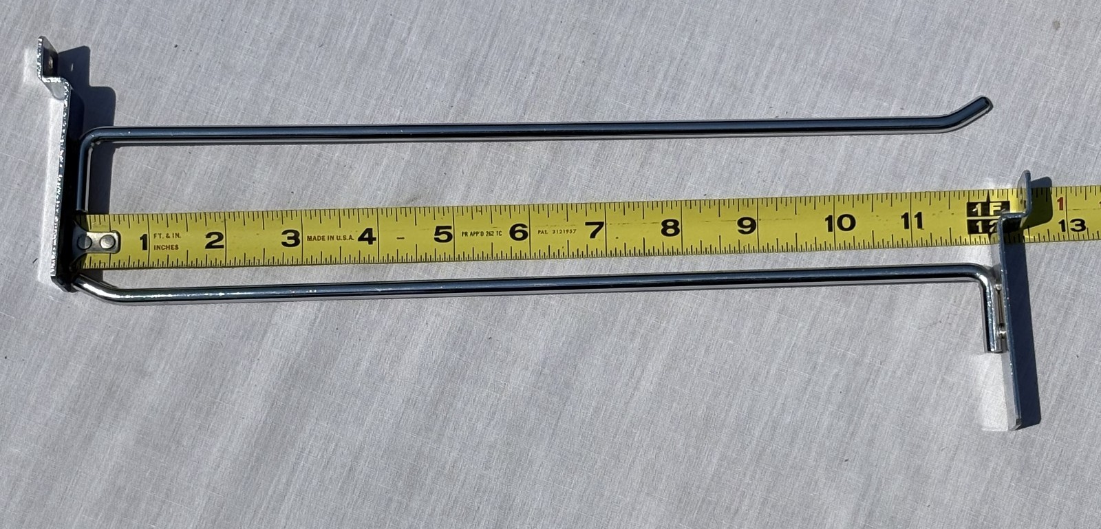 Lot of 20 Slatwall 12″ Chrome Peg Hooks Slat Wall Display 6mm Diameter Tubing