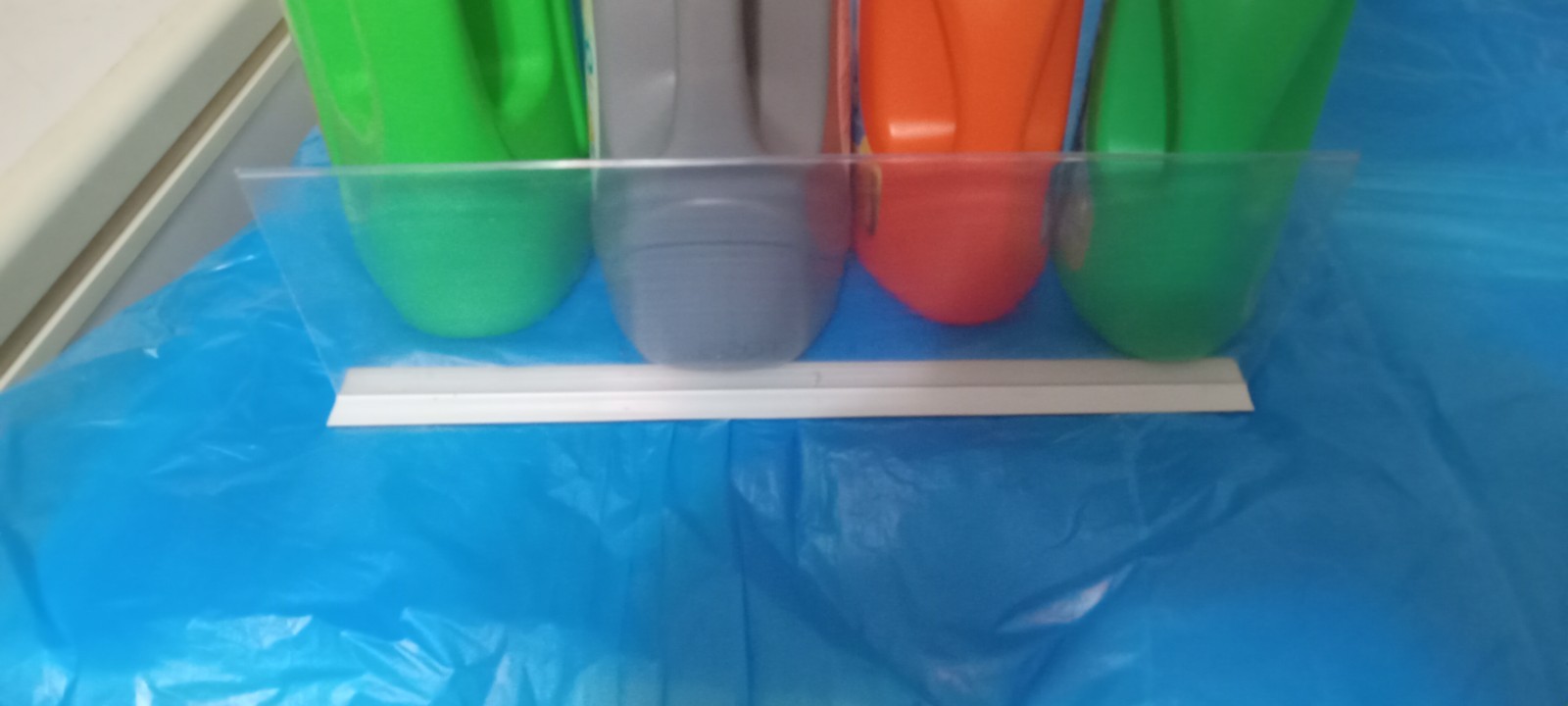 (50) 17.5″ X 4.5” Plastic Gondola Shelf Retail Dividers Magnetic T Base