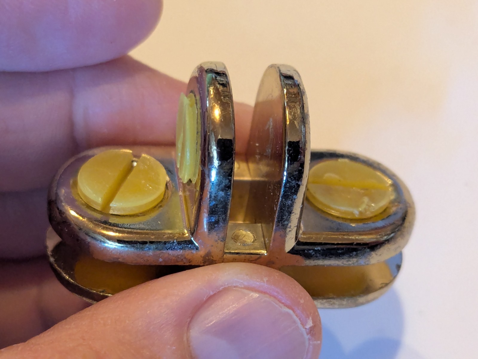 Lot of 8 Gold Colored 4-Way Glass Connector for 3/16 Inch Tempered Glass Shelf