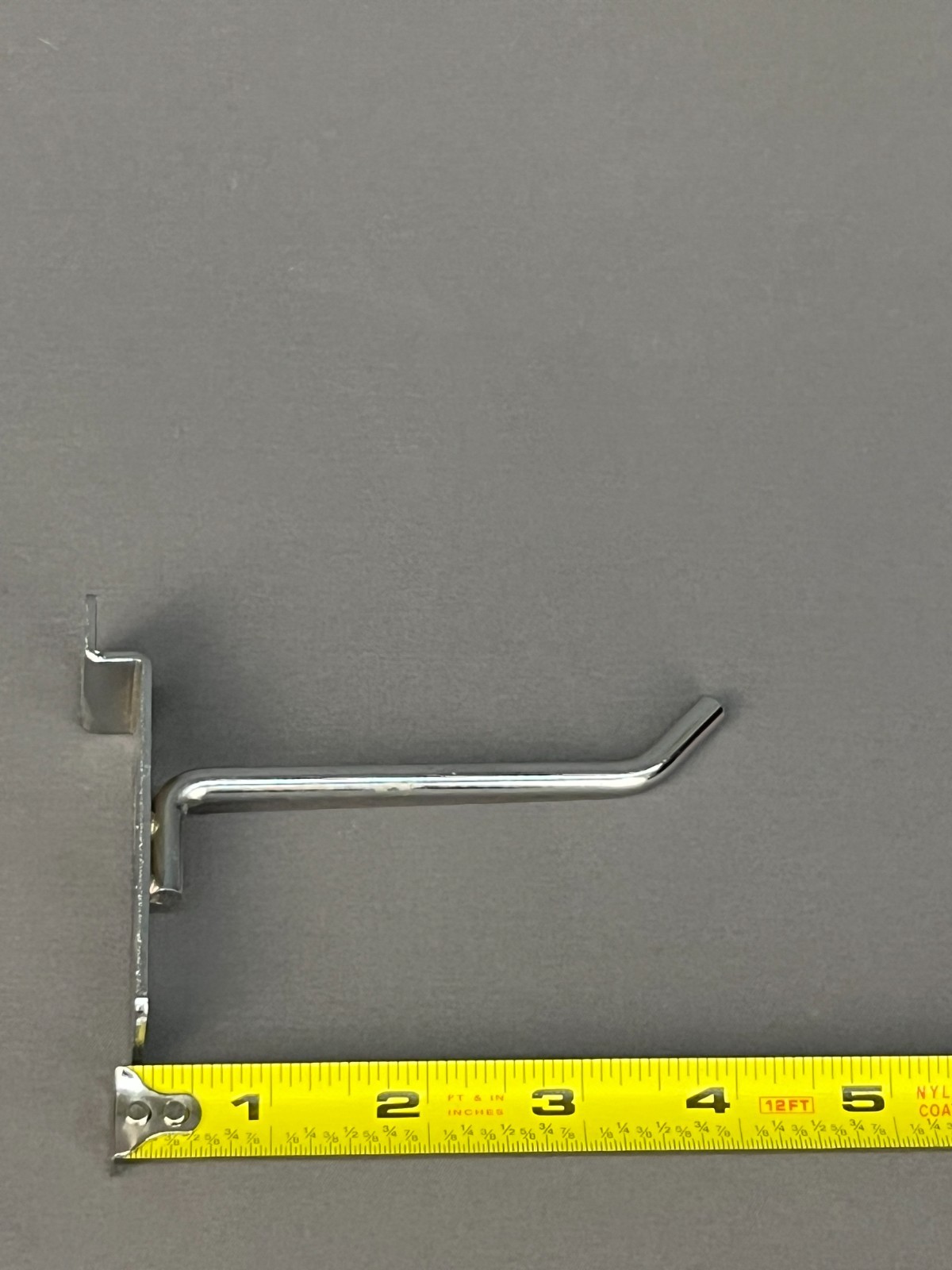 16 Gridwall Display Hooks w/ 7 Hat Single Cap Holder Hooks + 9 Straight Slatwall
