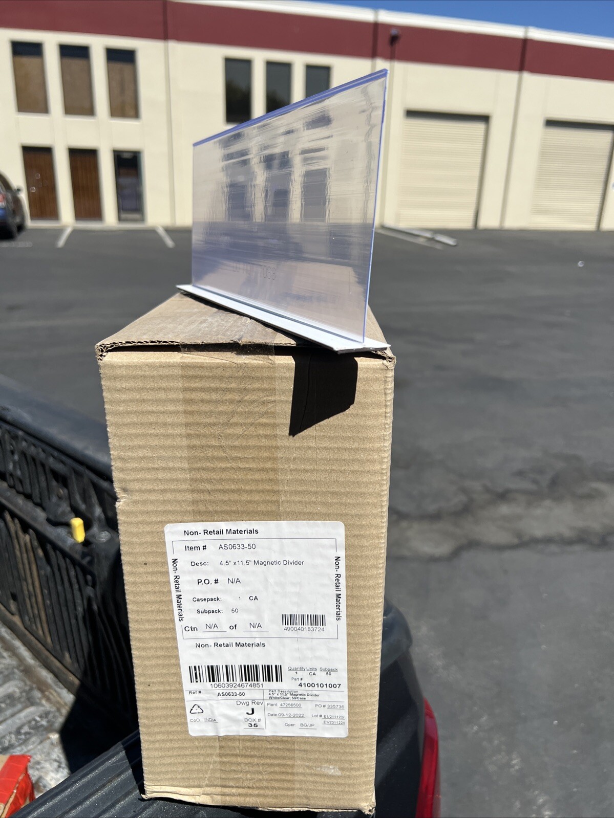 (50) 11.5″ X 4.5” Plastic Gondola Shelf Retail Dividers Magnetic T Base New Case