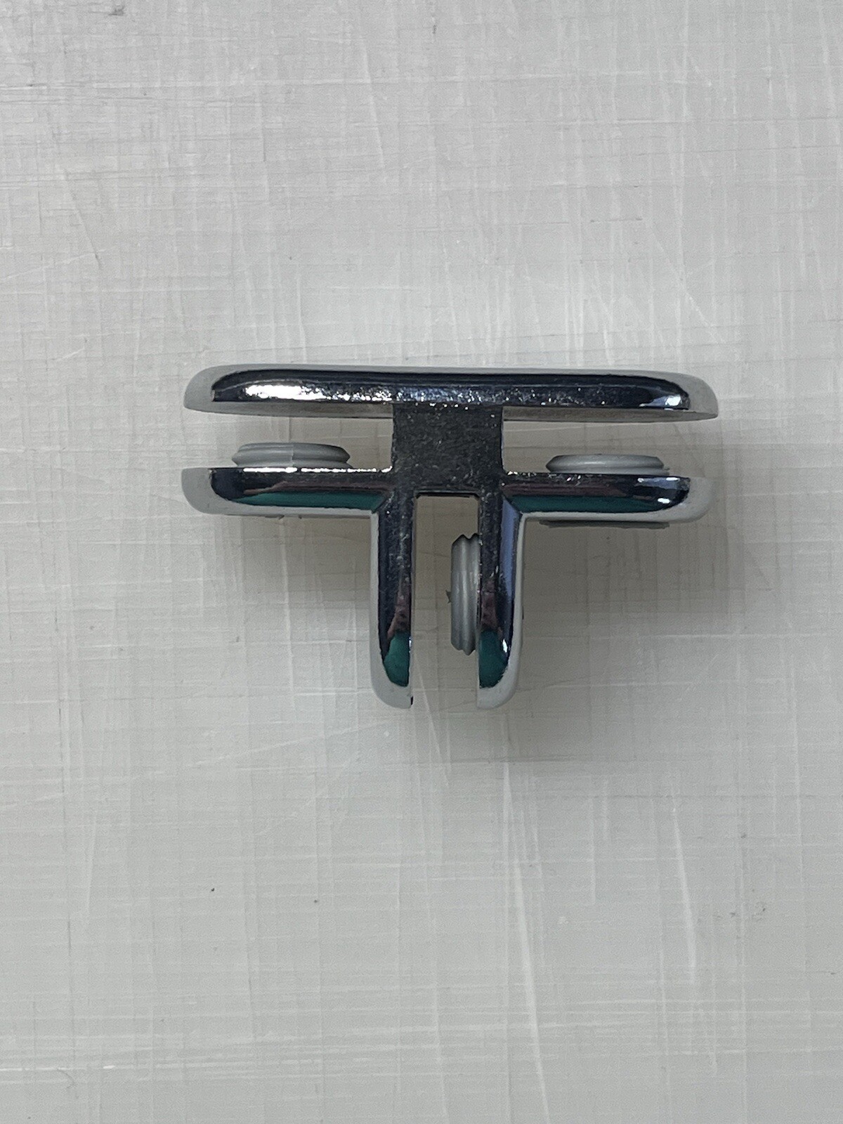 4 Pcs Chrome 3 Way T Glass Cube Connector Clip 3/16″ Tempered Glass Shelf Clips