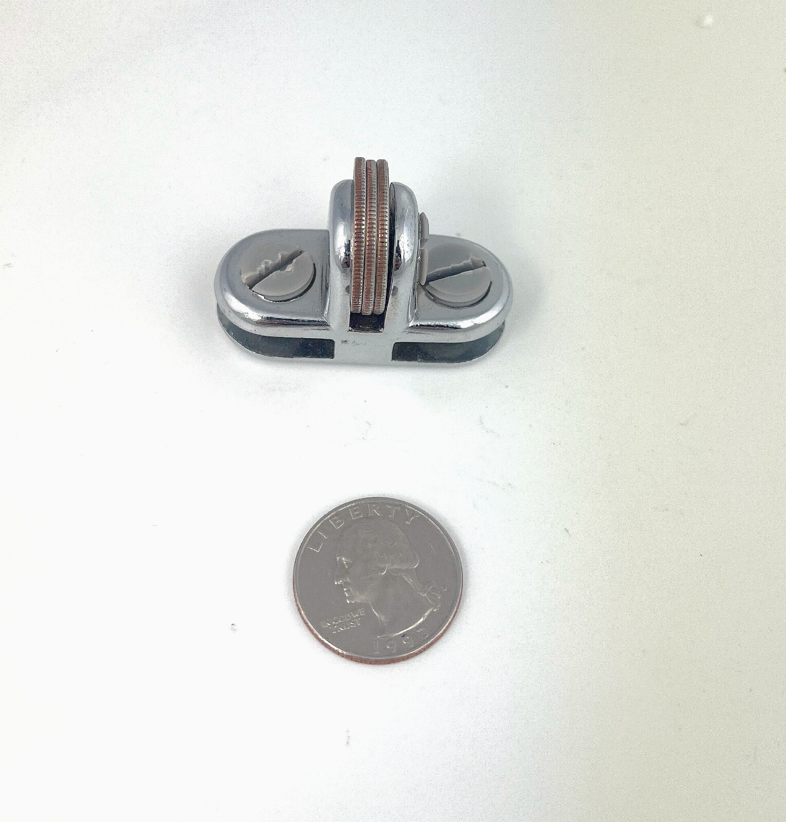 10 Pcs Chrome 3 Way Glass Cube Connector Clip 3/16″ Tempered Glass Shelf Clips
