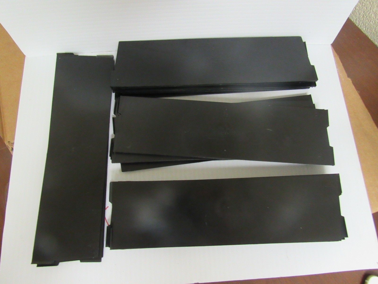 Akro-Mils 11-1/8″ Wide x 4″ High Shelf Plastic Bin Divider 89771166 Lot 24 New