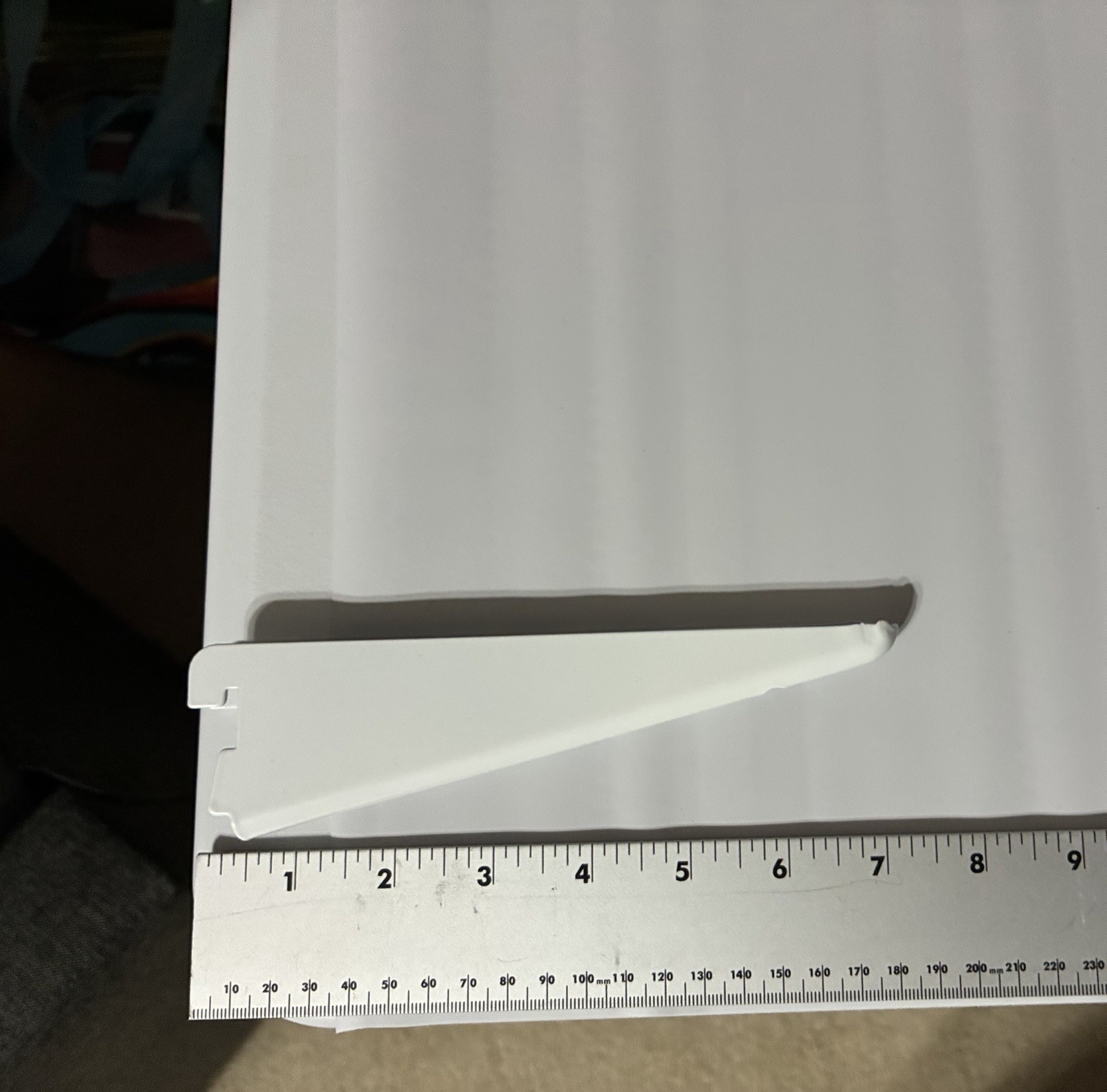 White Heavy Duty Metal Shelf Brackets Lot of 10 Straight Gravity-Feed System