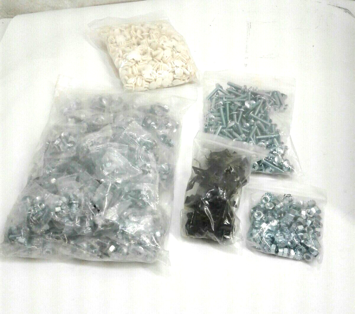 Hallowell Hi-Tech Steel Shelving Clips 5133,5120,5260 and Assorted Hardware