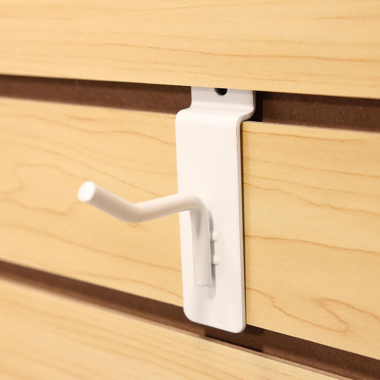 100 White 2″ Slatwall Metal Peg Hooks Slat Wall Display 6mm Diameter Tubing