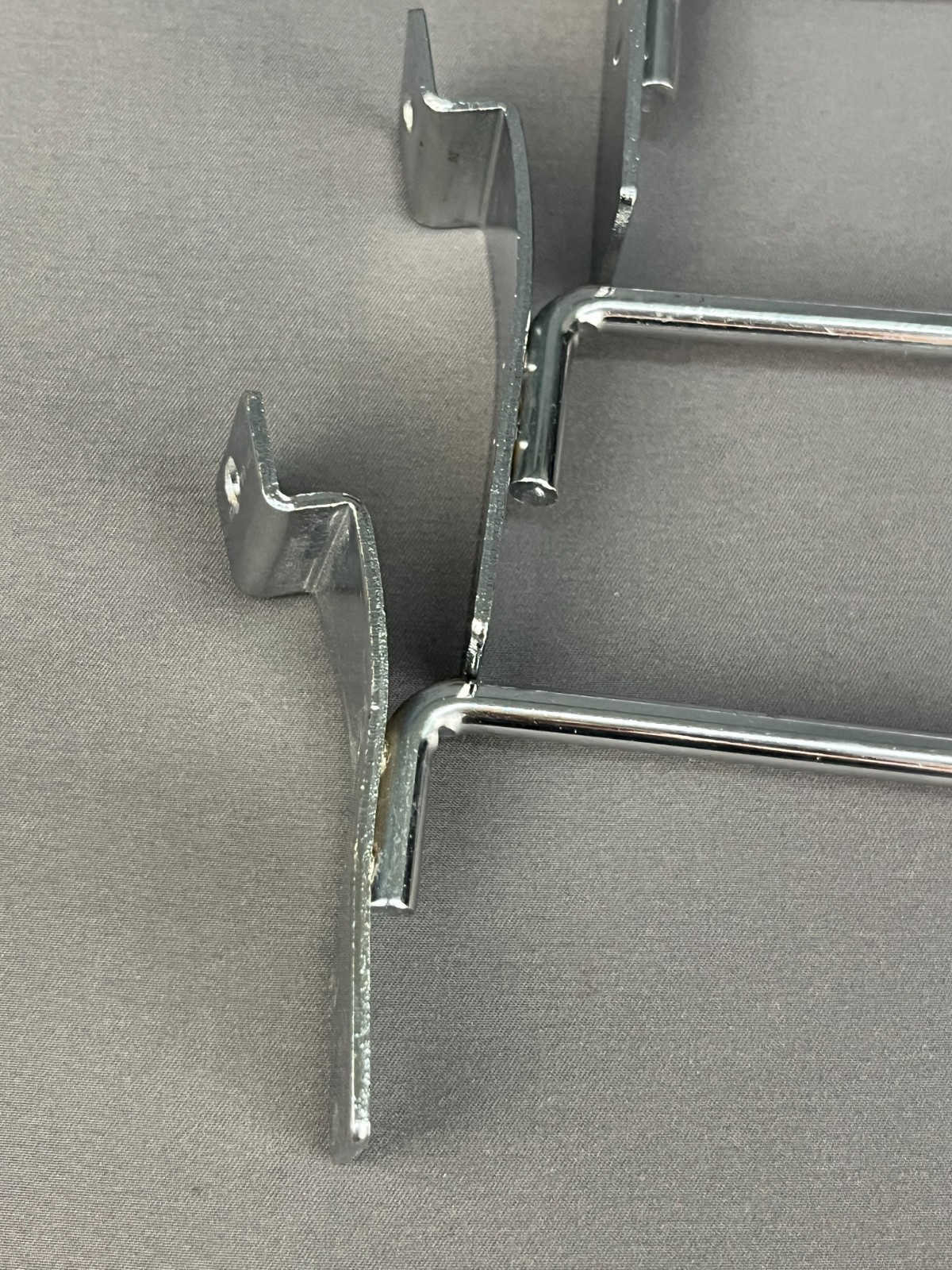 16 Gridwall Display Hooks w/ 7 Hat Single Cap Holder Hooks + 9 Straight Slatwall