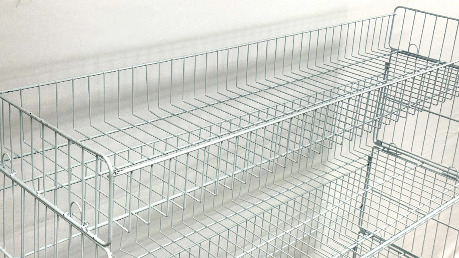 48″ Retail Display 5 Tier Wire Grid Shelf Merchandise Rack Stand with Wheels